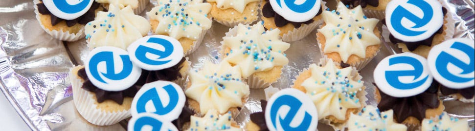 Cupcakes sponsored by Edge. https://www.flickr.com/photos/whiteoctevents/33655373952
